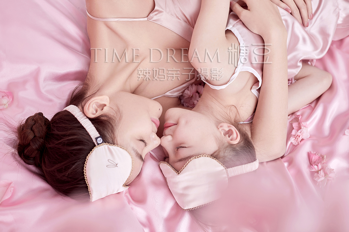 亲子照-蜜糖亲子系列-粉色睡衣